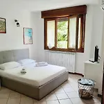 La Casa Sul Bosco Комо