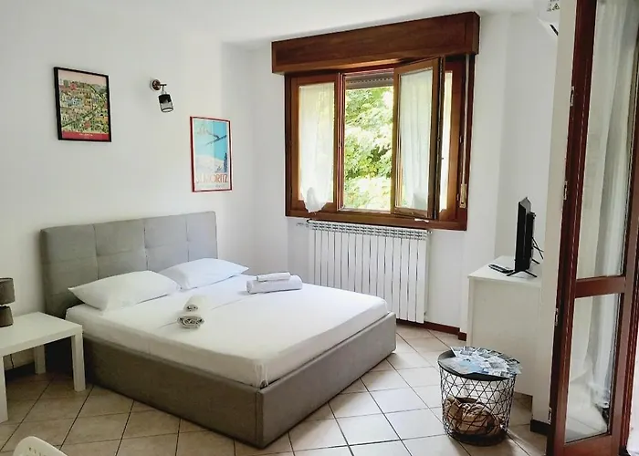 La Casa Sul Bosco كومو